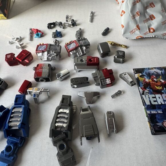 Transformers Blokees Galaxy Version 8 Hidden Style Optimus Prime - Picture 3 of 10